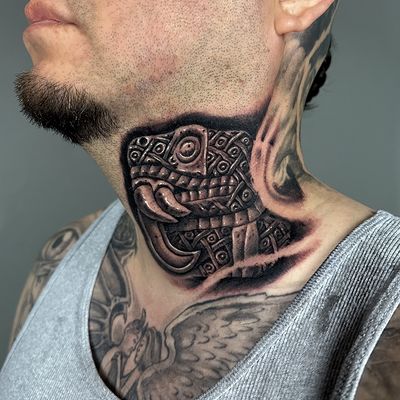 Coatlicue serpent head